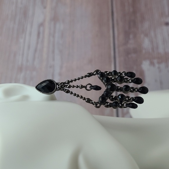 BLACK BEADED DANGLING CHANDLER PIERCED EARRINGS - Picture 3 of 8